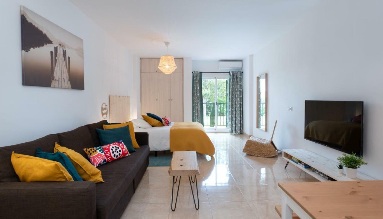 Minerva Suites By Kaarina Benalmádena Zewnętrze zdjęcie